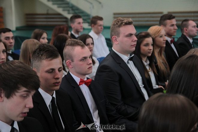 Zakończenie roku szkolnego klas maturalnych z ZSZ nr 4 w Ostrołęce [ZDJĘCIA] - zdjęcie #78 - eOstroleka.pl