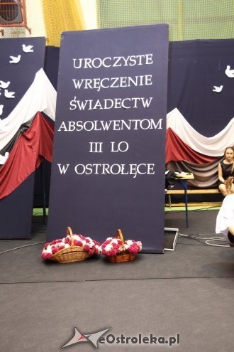 Zakończenie roku szkolnego klas maturalnych III Liceum Ogólnokształcącego w Ostrołęce [24.04.2015] - zdjęcie #27 - eOstroleka.pl