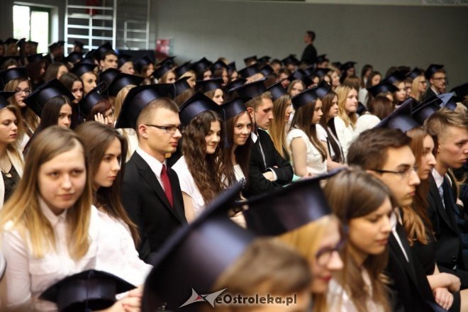 Zakończenie roku szkolnego klas maturalnych III Liceum Ogólnokształcącego w Ostrołęce [24.04.2015] - zdjęcie #26 - eOstroleka.pl