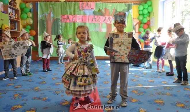  „bal gazeciarza – pokaz mody ekologicznej” z okazji Dnia Ziemi w „Kangurku” [27.04.2015] - zdjęcie #31 - eOstroleka.pl