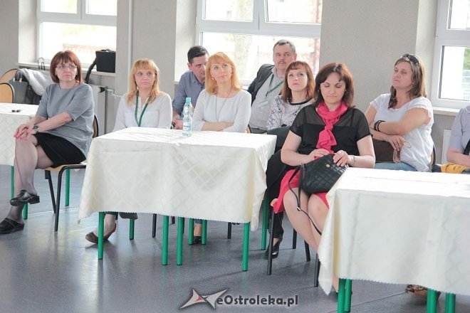 Gra miejska „Młody – Przedsiębiorczy” za nami: Zwyciężyli uczniowie III LO [28.04.2015] - zdjęcie #5 - eOstroleka.pl