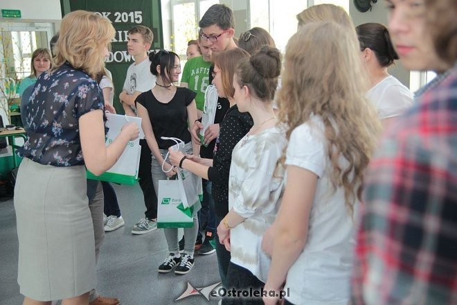 Gra miejska „Młody – Przedsiębiorczy” za nami: Zwyciężyli uczniowie III LO [28.04.2015] - zdjęcie #56 - eOstroleka.pl