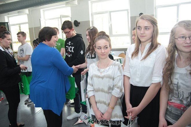 Gra miejska „Młody – Przedsiębiorczy” za nami: Zwyciężyli uczniowie III LO [28.04.2015] - zdjęcie #75 - eOstroleka.pl
