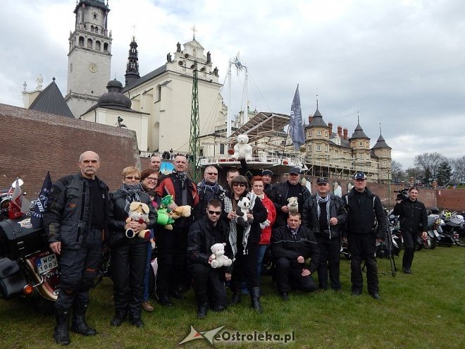 Członkowie Ostrołęckiej Grupy Motocyklowej na Zlocie Gwiaździstym [29.04.2015] - zdjęcie #50 - eOstroleka.pl