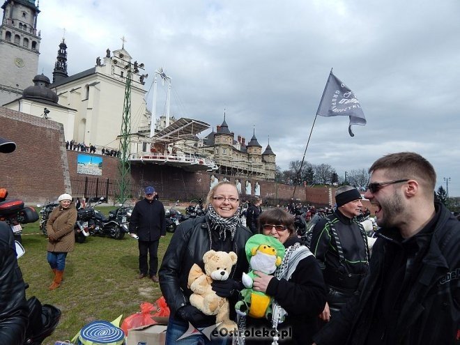 Członkowie Ostrołęckiej Grupy Motocyklowej na Zlocie Gwiaździstym [29.04.2015] - zdjęcie #52 - eOstroleka.pl