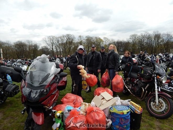 Członkowie Ostrołęckiej Grupy Motocyklowej na Zlocie Gwiaździstym [29.04.2015] - zdjęcie #77 - eOstroleka.pl