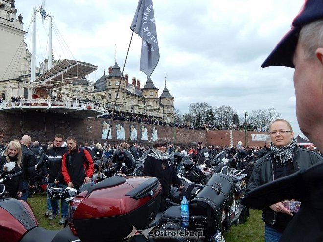 Członkowie Ostrołęckiej Grupy Motocyklowej na Zlocie Gwiaździstym [29.04.2015] - zdjęcie #73 - eOstroleka.pl