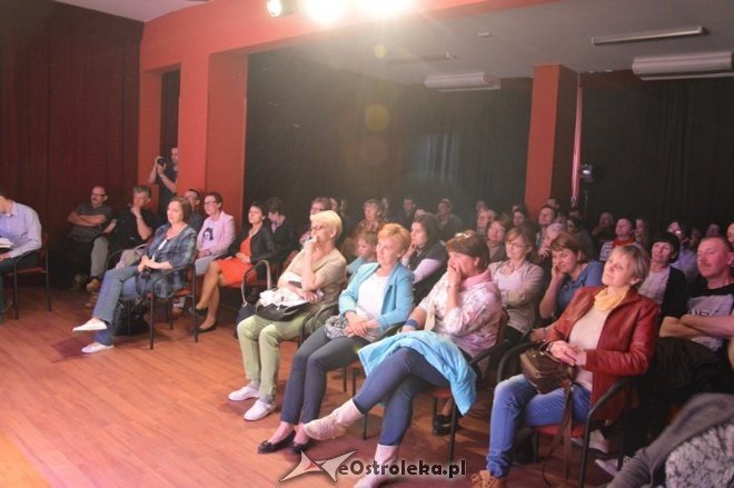 KOLACJA NA CZTERY RĘCE - premiera teatralna [08.05.2015] - zdjęcie #23 - eOstroleka.pl