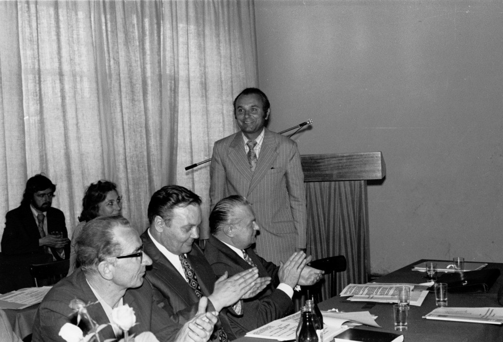 Posiedzenie I sesji Wojewódzkiej Rady Narodowej w Ostrołęce 14.VI.1975 r. - zdjęcie #24 - eOstroleka.pl