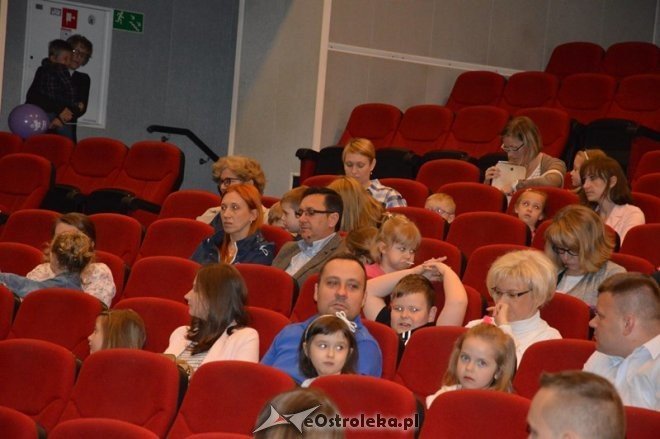 ZŁOTA KACZKA - spektakl teatralny [24.05.2015] - zdjęcie #6 - eOstroleka.pl