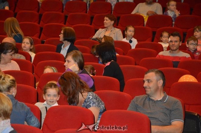 ZŁOTA KACZKA - spektakl teatralny [24.05.2015] - zdjęcie #13 - eOstroleka.pl