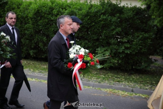 Samorządowcy uczcili pamięć poległych w bitwie pod Ostrołęką z 1831 roku [26.05.2015] - zdjęcie #17 - eOstroleka.pl