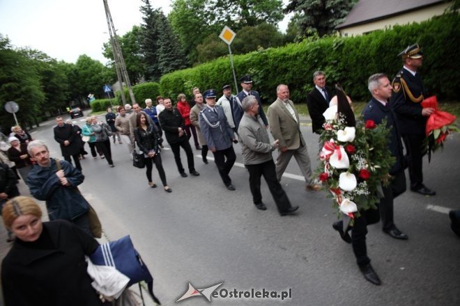 Samorządowcy uczcili pamięć poległych w bitwie pod Ostrołęką z 1831 roku [26.05.2015] - zdjęcie #18 - eOstroleka.pl