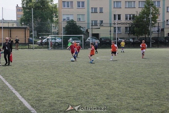 Turniej piłkarski dla dzieci - organizator: Korona Ostrołęka [30.05.2015] - zdjęcie #16 - eOstroleka.pl