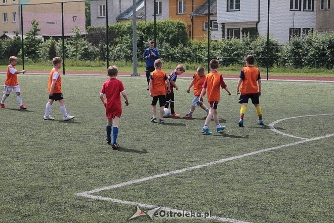 Turniej piłkarski dla dzieci - organizator: Korona Ostrołęka [30.05.2015] - zdjęcie #22 - eOstroleka.pl