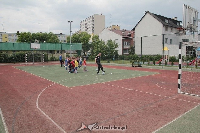 Turniej piłkarski dla dzieci - organizator: Korona Ostrołęka [30.05.2015] - zdjęcie #38 - eOstroleka.pl