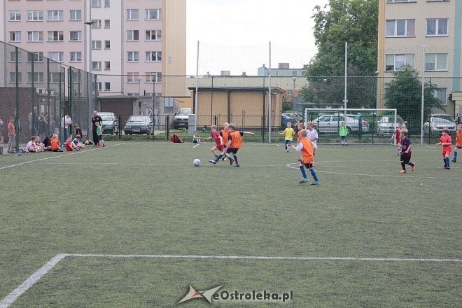 Turniej piłkarski dla dzieci - organizator: Korona Ostrołęka [30.05.2015] - zdjęcie #76 - eOstroleka.pl