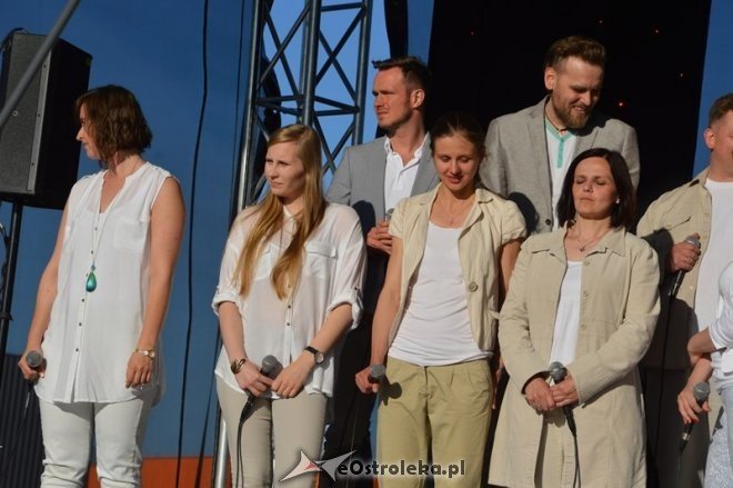 Koncert uwielbienia - Boże Ciało [04.06.2015] - zdjęcie #70 - eOstroleka.pl