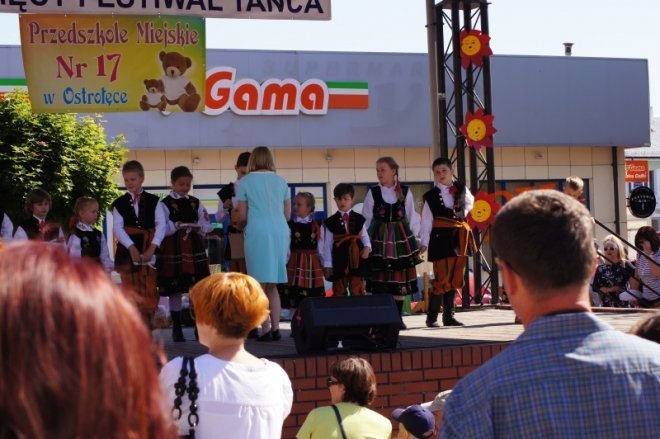 IV Dziecięcy Festiwal Tańca [12.06.2015] - zdjęcie #6 - eOstroleka.pl