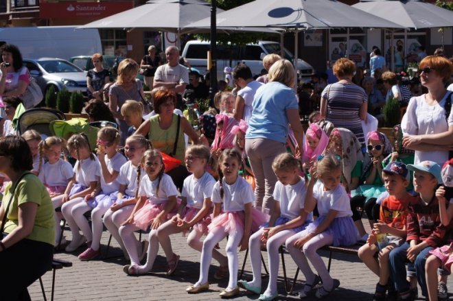 IV Dziecięcy Festiwal Tańca [12.06.2015] - zdjęcie #10 - eOstroleka.pl