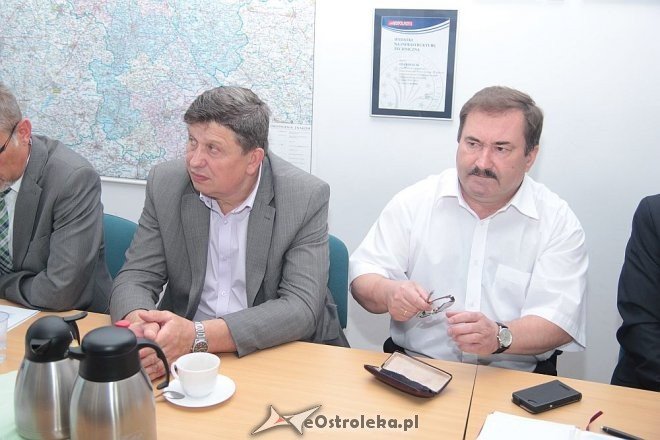 Starosta Kubeł rozliczony: Radni powiatowi jednogłośni w sprawie absolutorium [18.06.2015] - zdjęcie #6 - eOstroleka.pl