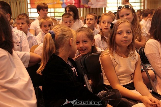 Zakończenie roku szkolnego w ZS nr 4 w Ostrołęce [26.06.2015] - zdjęcie #28 - eOstroleka.pl