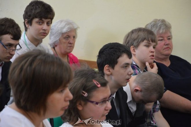 Zakończenie roku szkolnego w Specjalnym Ośrodku Szkolno-Wychowawczym [26.06.2015] - zdjęcie #18 - eOstroleka.pl