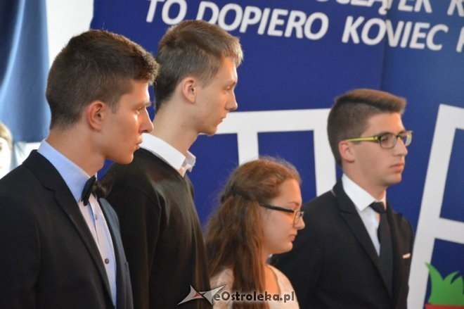 Zakończenie roku szkolnego w II LO [26.06.2015] - zdjęcie #24 - eOstroleka.pl