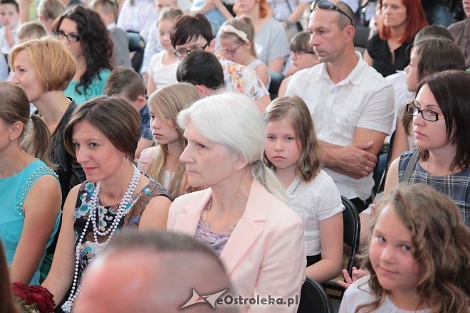 Zakończenie roku szkolnego SP nr 5 [26.06.2015] - zdjęcie #28 - eOstroleka.pl