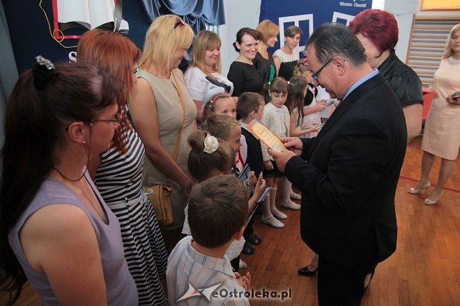 Zakończenie roku szkolnego SP nr 5 [26.06.2015] - zdjęcie #51 - eOstroleka.pl