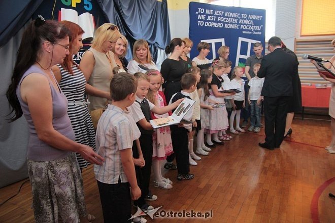 Zakończenie roku szkolnego SP nr 5 [26.06.2015] - zdjęcie #53 - eOstroleka.pl