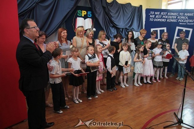 Zakończenie roku szkolnego SP nr 5 [26.06.2015] - zdjęcie #58 - eOstroleka.pl