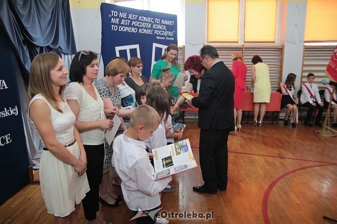 Zakończenie roku szkolnego SP nr 5 [26.06.2015] - zdjęcie #67 - eOstroleka.pl
