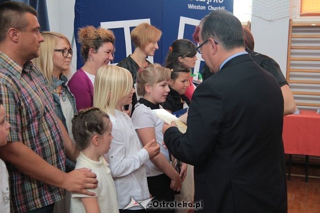 Zakończenie roku szkolnego SP nr 5 [26.06.2015] - zdjęcie #77 - eOstroleka.pl