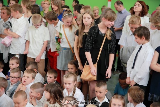 Zakończenie roku szkolnego w SP nr 2 w Ostrołęce [26.06.2015] - zdjęcie #4 - eOstroleka.pl