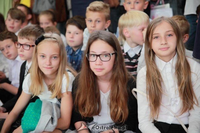 Zakończenie roku szkolnego w SP nr 2 w Ostrołęce [26.06.2015] - zdjęcie #19 - eOstroleka.pl