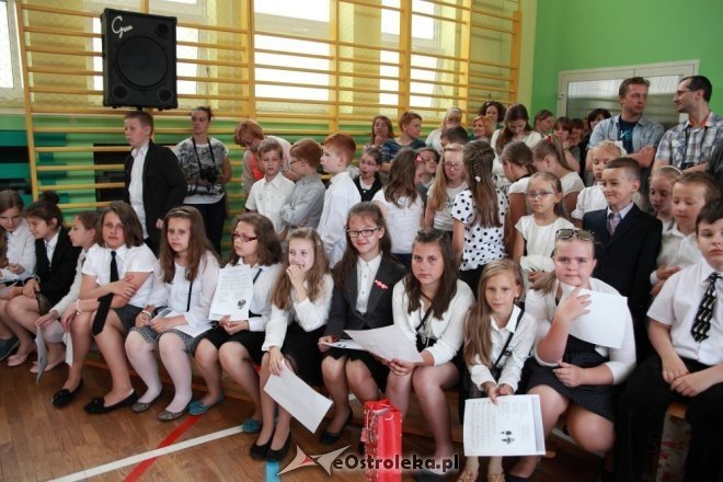Zakończenie roku szkolnego w SP nr 2 w Ostrołęce [26.06.2015] - zdjęcie #37 - eOstroleka.pl