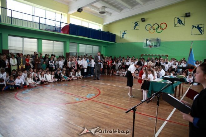 Zakończenie roku szkolnego w SP nr 2 w Ostrołęce [26.06.2015] - zdjęcie #40 - eOstroleka.pl