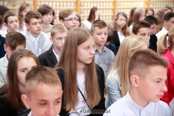 Zakończenie roku szkolnego w SP nr 6 w Ostrołęce [26.06.2015] - zdjęcie #20 - eOstroleka.pl