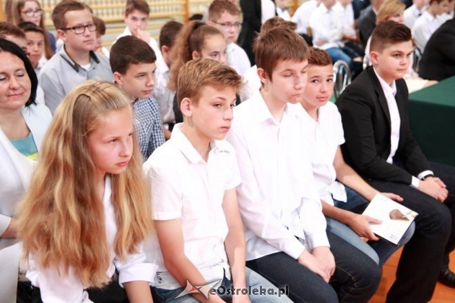 Zakończenie roku szkolnego w SP nr 6 w Ostrołęce [26.06.2015] - zdjęcie #23 - eOstroleka.pl