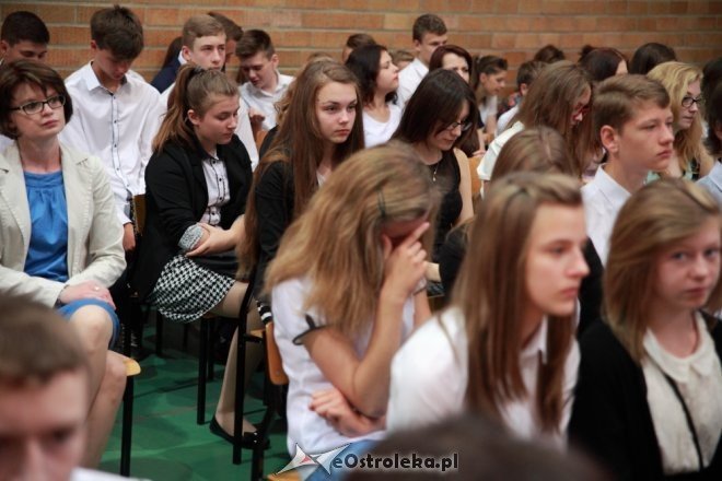 Zakończenie roku szkolnego w Gimnazjum nr 1 w Ostrołęce [26.06.2015] - zdjęcie #42 - eOstroleka.pl