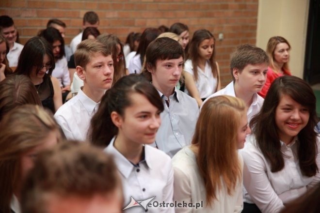 Zakończenie roku szkolnego w Gimnazjum nr 1 w Ostrołęce [26.06.2015] - zdjęcie #43 - eOstroleka.pl