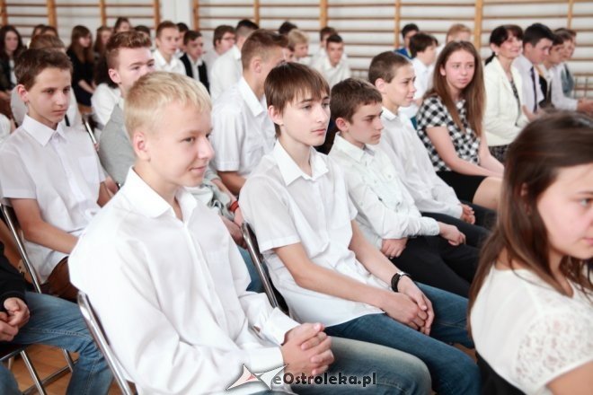 Zakończenie roku szkolnego w Gimnazjum nr 2 w Ostrołęce [26.06.2015] - zdjęcie #14 - eOstroleka.pl