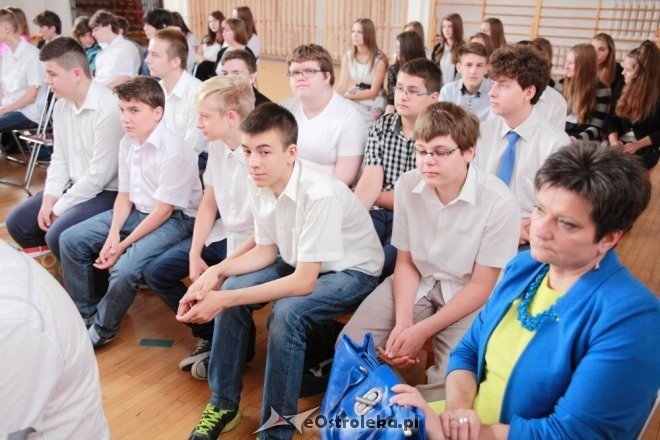 Zakończenie roku szkolnego w Gimnazjum nr 2 w Ostrołęce [26.06.2015] - zdjęcie #25 - eOstroleka.pl