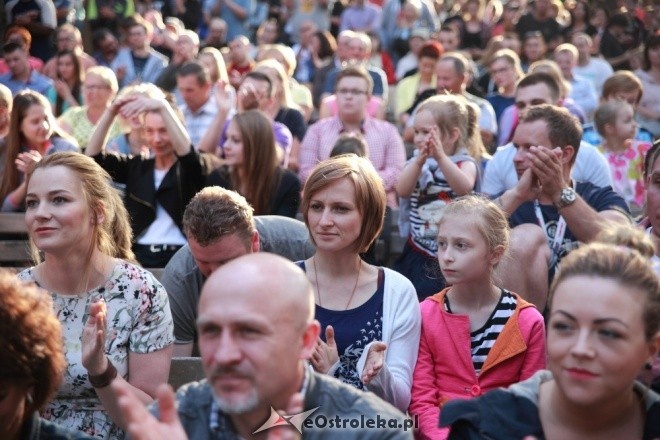 Wesele Kurpiowskie 2015: Koncert Lao Che na zakończenie pierwszego dnia [27.06.2015] - zdjęcie #28 - eOstroleka.pl