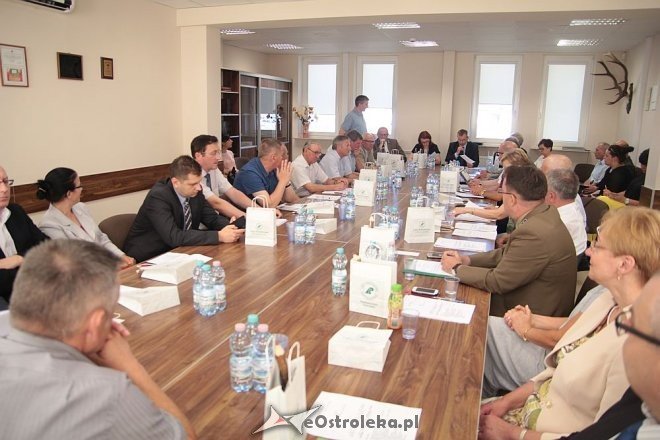 Wyjazdowa sesja Rady Powiatu w Nadleśnictwie Ostrołęka [02.07.2015] - zdjęcie #10 - eOstroleka.pl