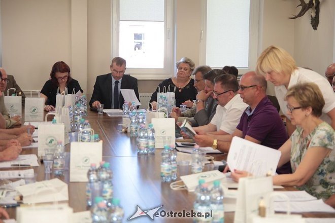 Wyjazdowa sesja Rady Powiatu w Nadleśnictwie Ostrołęka [02.07.2015] - zdjęcie #12 - eOstroleka.pl