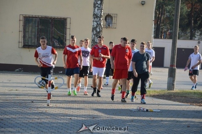 Sezon 2015/16 - pierwszy trening Narwi Ostrołęka [06.07.2015] - zdjęcie #1 - eOstroleka.pl