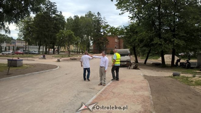 Prace przy budowie ulicy Koszarowej [21.07.2015] - zdjęcie #6 - eOstroleka.pl