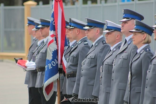 Ostrołęka: Miejskie obchody święta policji. 70 mundurowych awansowano na wyższe stopnie [23.07.2015] - zdjęcie #19 - eOstroleka.pl